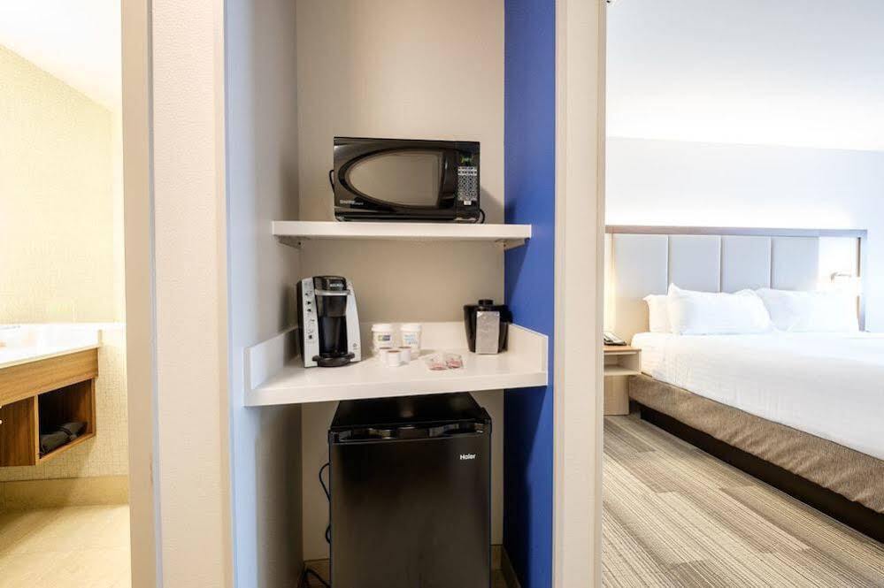 Holiday Inn Express & Suites Eagan - Minneapolis Area By Ihg Esterno foto